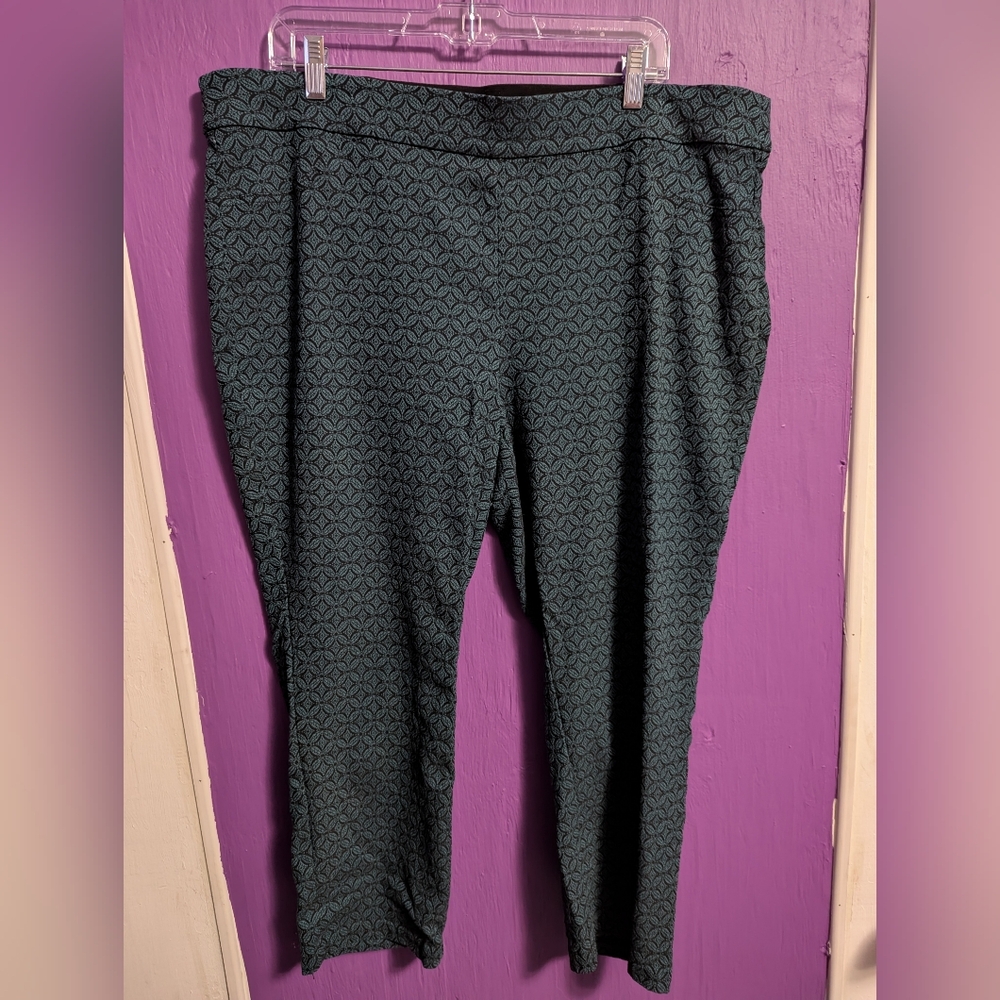 💜 Roz & Ali Teal and Black Floral Print Stretch Cropped Trousers 20 2X
